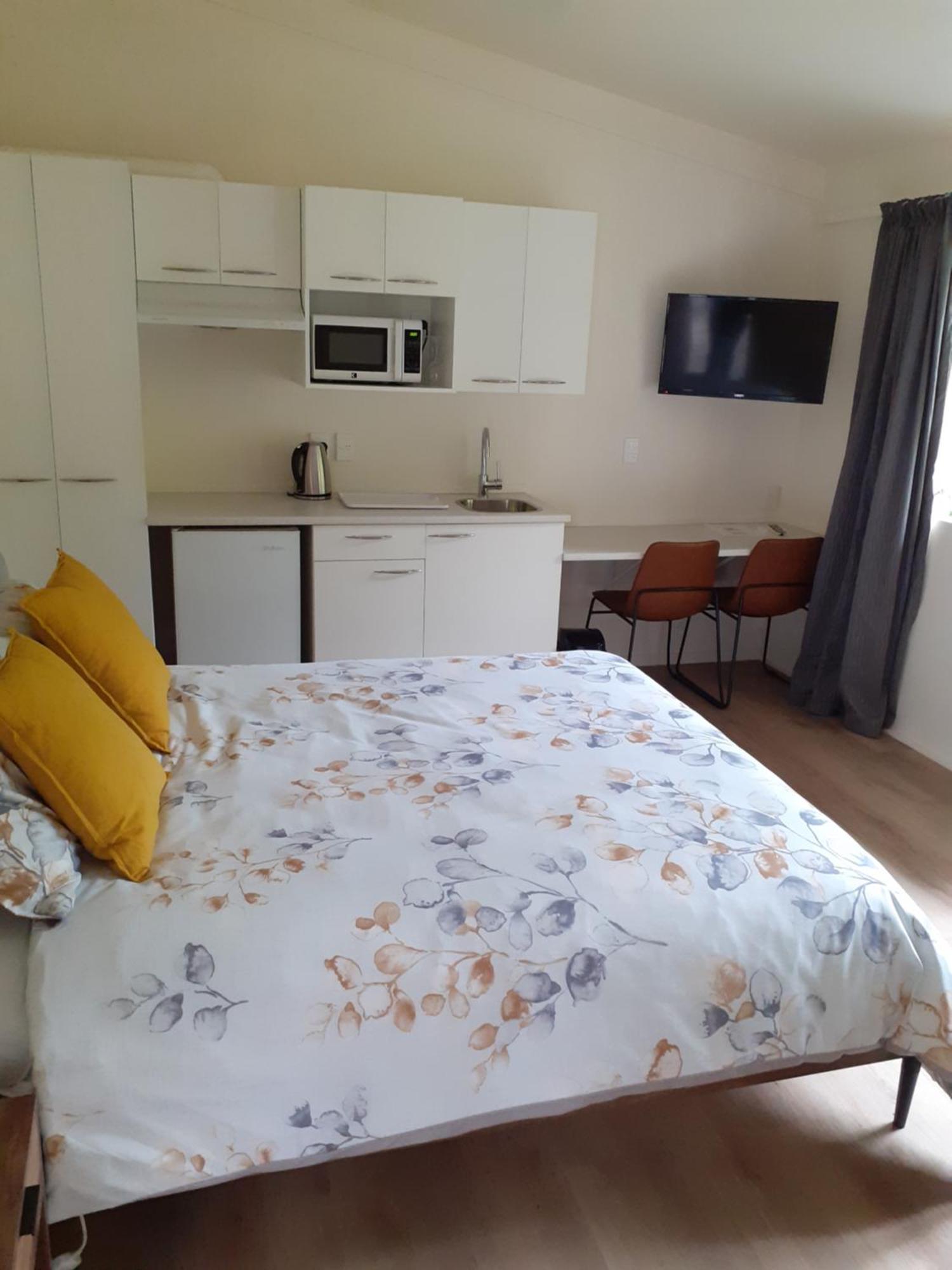 Caves Motor Inn Те-Куіті Екстер'єр фото