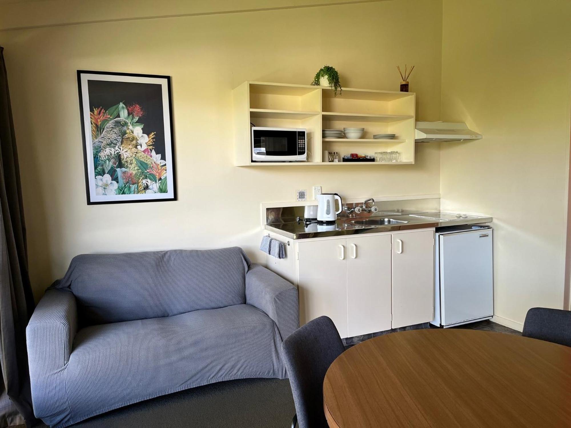 Caves Motor Inn Те-Куіті Екстер'єр фото